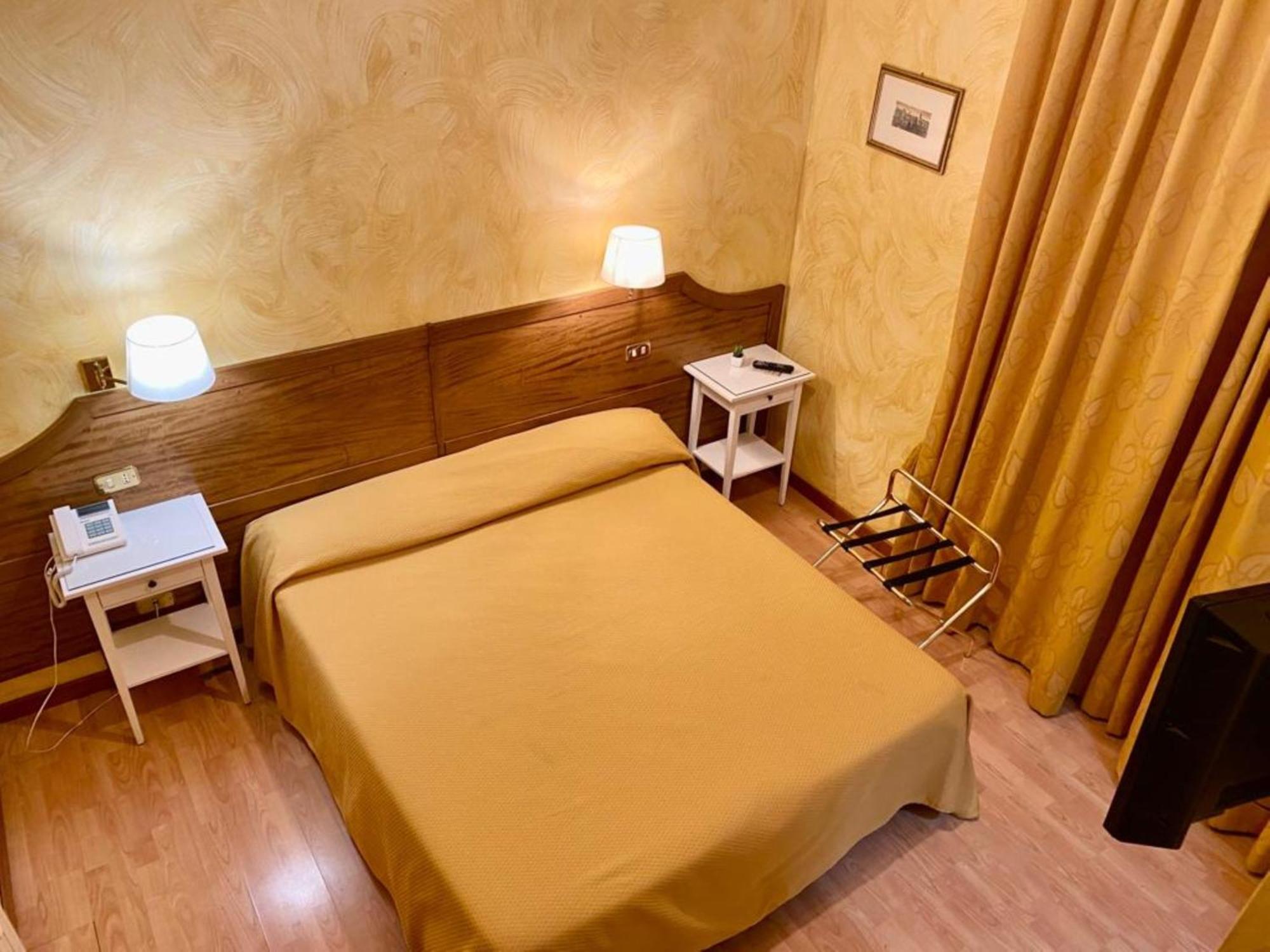 Roma Castle Termini Hotel Eksteriør billede