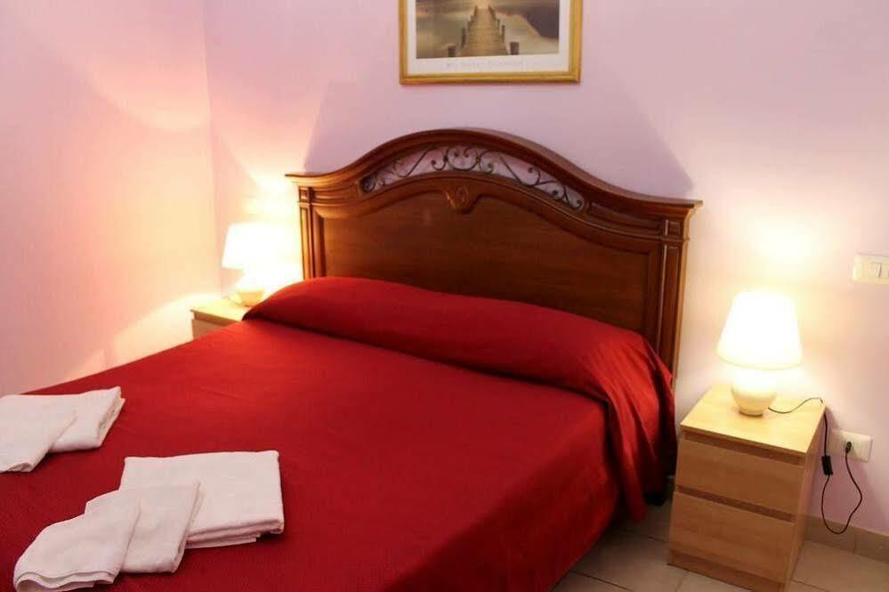 Roma Castle Termini Hotel Eksteriør billede